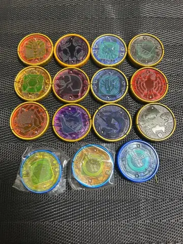 가면라이더 오즈 코어 메달 묶음 판매