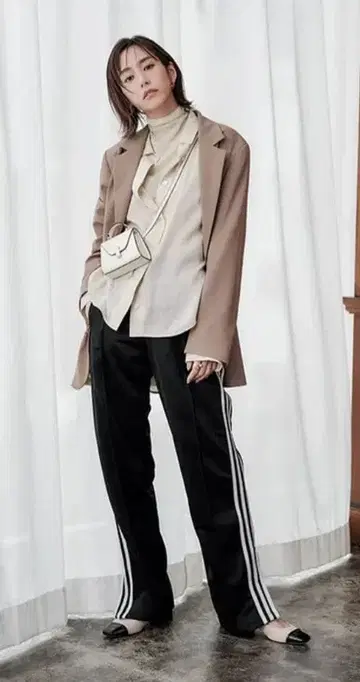 adidas 우븐 트랙 팬츠 S 사이즈