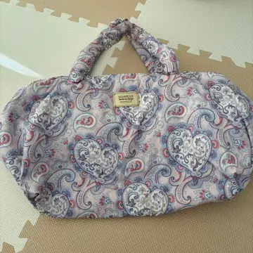 VOVAROVA 페이즐리 무늬 보스턴 백