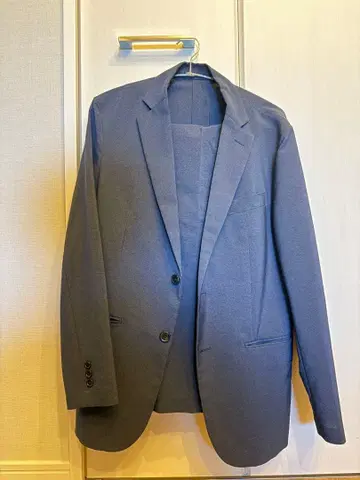 GU 네이비 테일러드 자켓과 팬츠 세트 M 사이즈