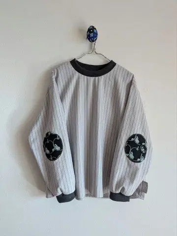 엘르 보 패치 풀오버 미나 페르호넨 핸드메이드