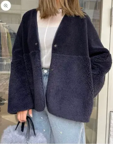 [택 포함 새상품] SETIA 세치아 리버서블 에코 무스탕 자켓 네이비