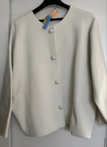 리랜드트루 니트 자켓