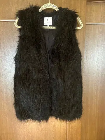 블랙 퍼 베스트 슬리브리스 캐주얼