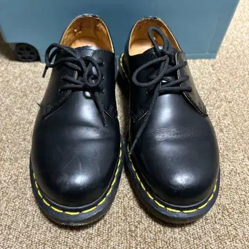 닥터마틴 1461 QUAD 3홀