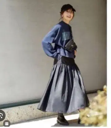 [ 새상품급 ] FORME 맨투맨 히가시하라 아키