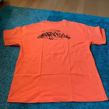 DC XL 오렌지 T셔츠 백프린트