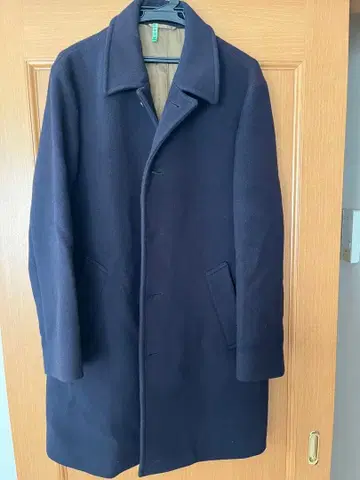 유나이티드 애로우즈 다크 네이비 체스터 코트