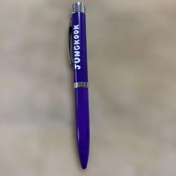 정국 볼펜 응원봉 정국 이미지 나옵니다