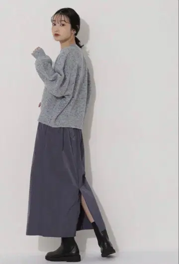 내추럴 뷰티 베이직 타프타 코쿤 개더 스커트