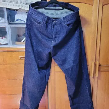 유니클로 와이드 스트레이트 데님 허리 89cm 면 100%