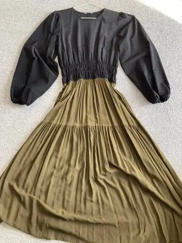 ZARA 블랙 올리브 벌룬 슬리브 원피스 허리 절개