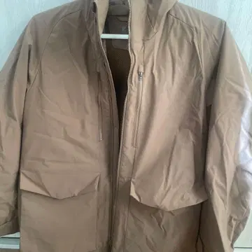 베이지 후드 부착 마운틴 후드티