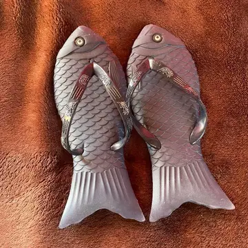 물고기 모양 비치 샌들