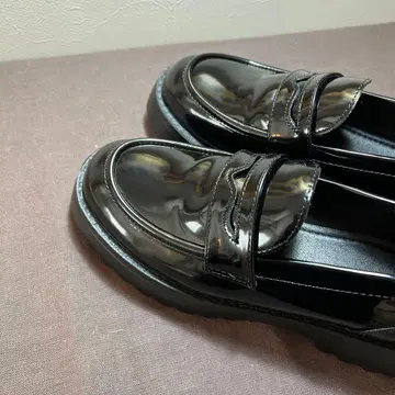 블랙 로퍼 광택 마감 통굽 24cm 24.5cm