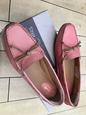 Clarks 클락스 플랫슈즈 핑크 UK4(23cm)