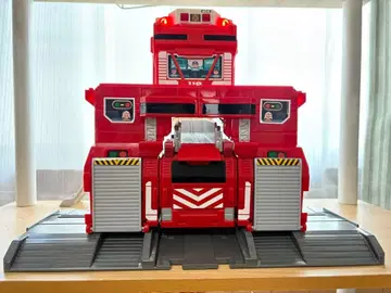 변형 출동! 빅 파이어 & 명령어 스테이션