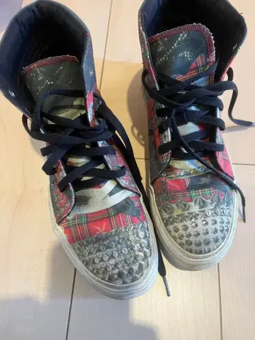 ROEN 체크 무늬 프린트 하이컷 스니커즈