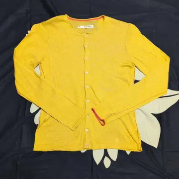 컨디션 최상 팔라스 팰리스 가디건