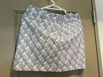 컨디션 최상 테일러메이드 모노그램 스코트