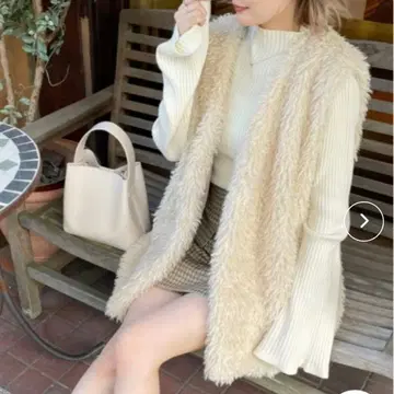 Heather 볼륨 퍼 베스트