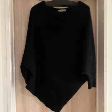 아푸와이저 리셰 후와후와 트위스트 니트