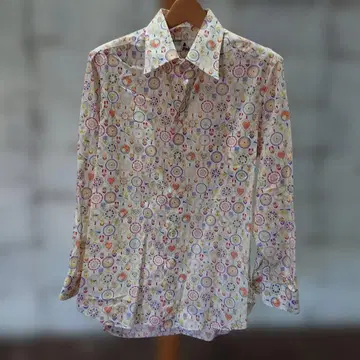 구제 의류 카와이 긴팔 셔츠 S 사이즈