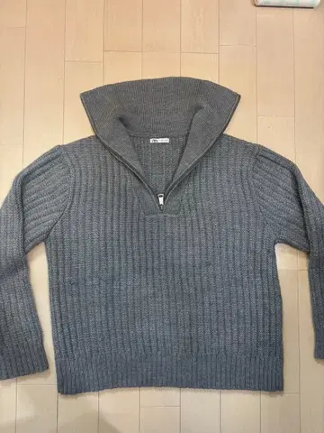 인기 ZARA 하프 지퍼 스웨터