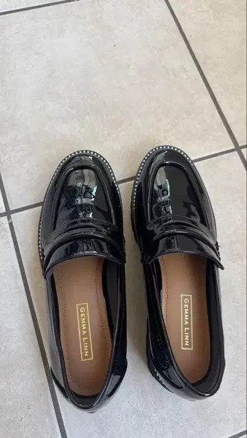 [레인 대응] 스터드 로퍼