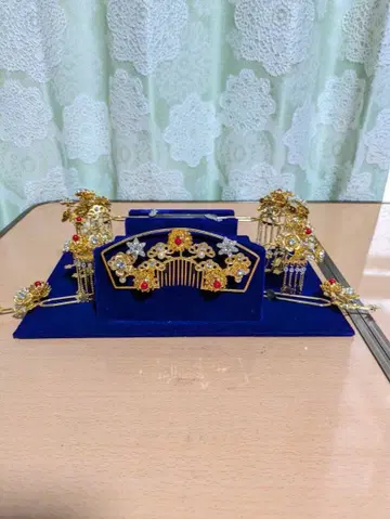 일본 의류 머리 장식 세트 골드 컬러 빨간색 보석 포함