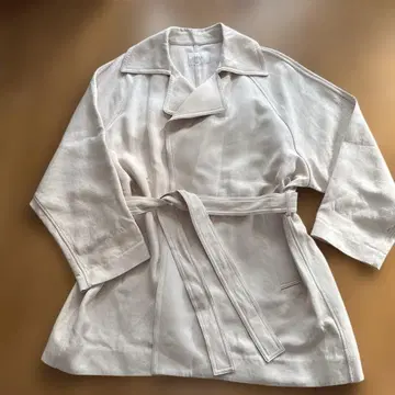 IENA 베이지 트렌치코트