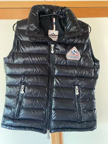 후드 결품 PYRENEX 블랙 다운 베스트 36