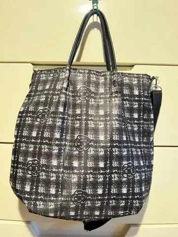 체크 무늬 토트백