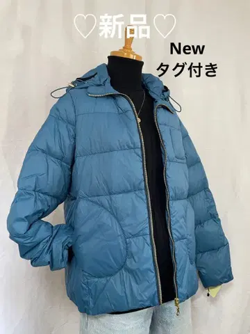 새상품 택 포함 후드 부착 파란색 다운 자켓