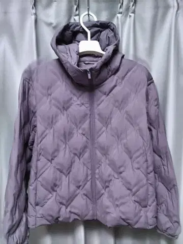 새상품급 유니클로 퍼프 테크 후드티 퀼팅 퍼플