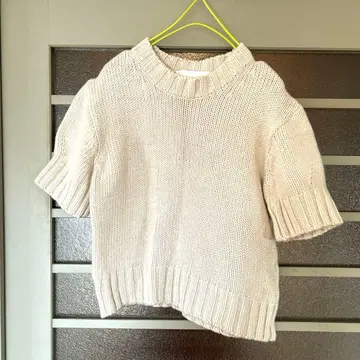 OUNCE 베이지 크루넥 반팔 니트