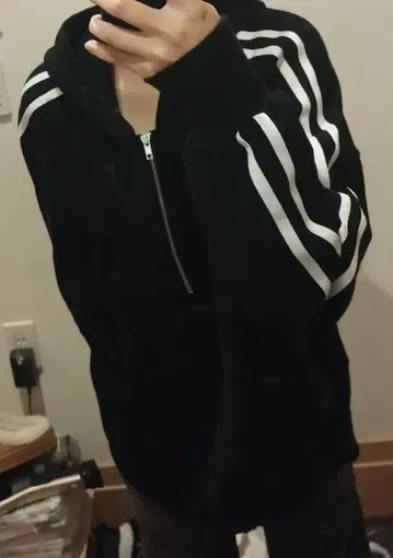 후드티 블랙 하프 지퍼 화이트 라인 저지 후드 부착 스포티