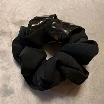 JILUKA Ricko 스크런치