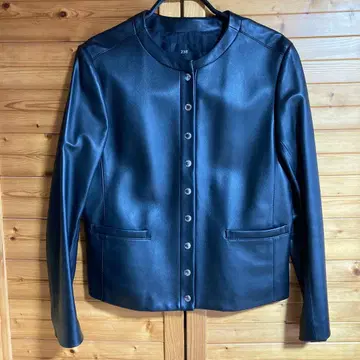 새상품급입니다. 23구 블랙 노카라 자켓 36