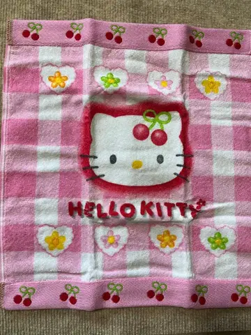 미사용 새상품 산리오 헬로키티 헤이세이 레트로 핸드 타월 체리 체리