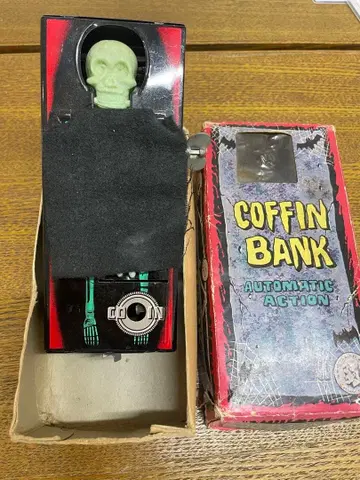 COFFIN BANK 해골 디자인 기계식 와인드업
