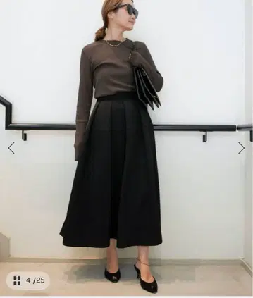 [ 미사용 택 포함 ] 두지엠 클라세 Beguiling 스커트 38