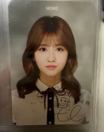 TWICE 모모 트레이딩 카드 schoollooks