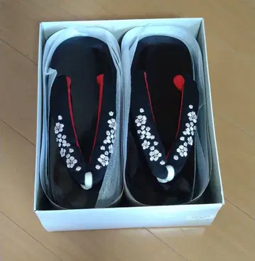 통굽 조리 *봇코리* 일본 나막신 *콧포리*