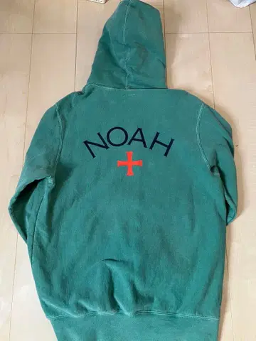 NOAH 후드티 새상품급 사이즈 L
