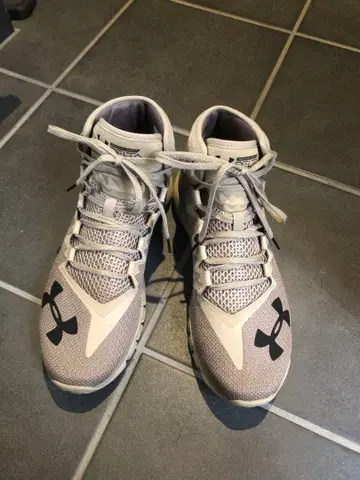 판매 종료 모델 projectrock