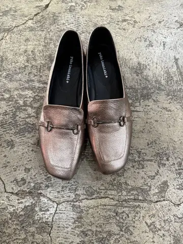 메탈릭 브라운 스퀘어토 로퍼 37