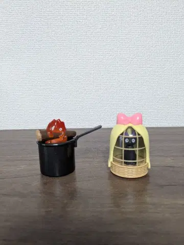 토미카 칼시퍼, 지지