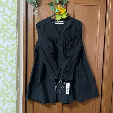 FLUMOR 블랙 긴팔 튜닉