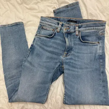 뮬 레더 라이트 블루 데님 팬츠